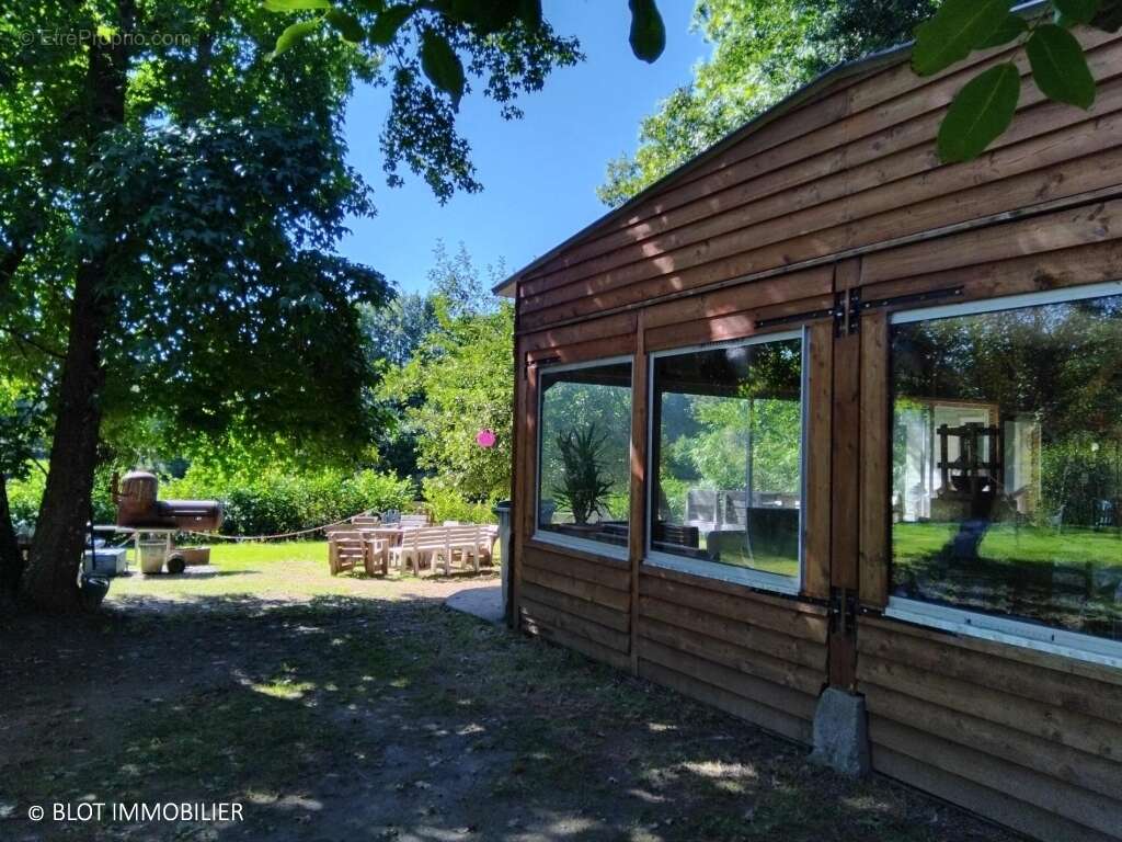 Maison à DINGE