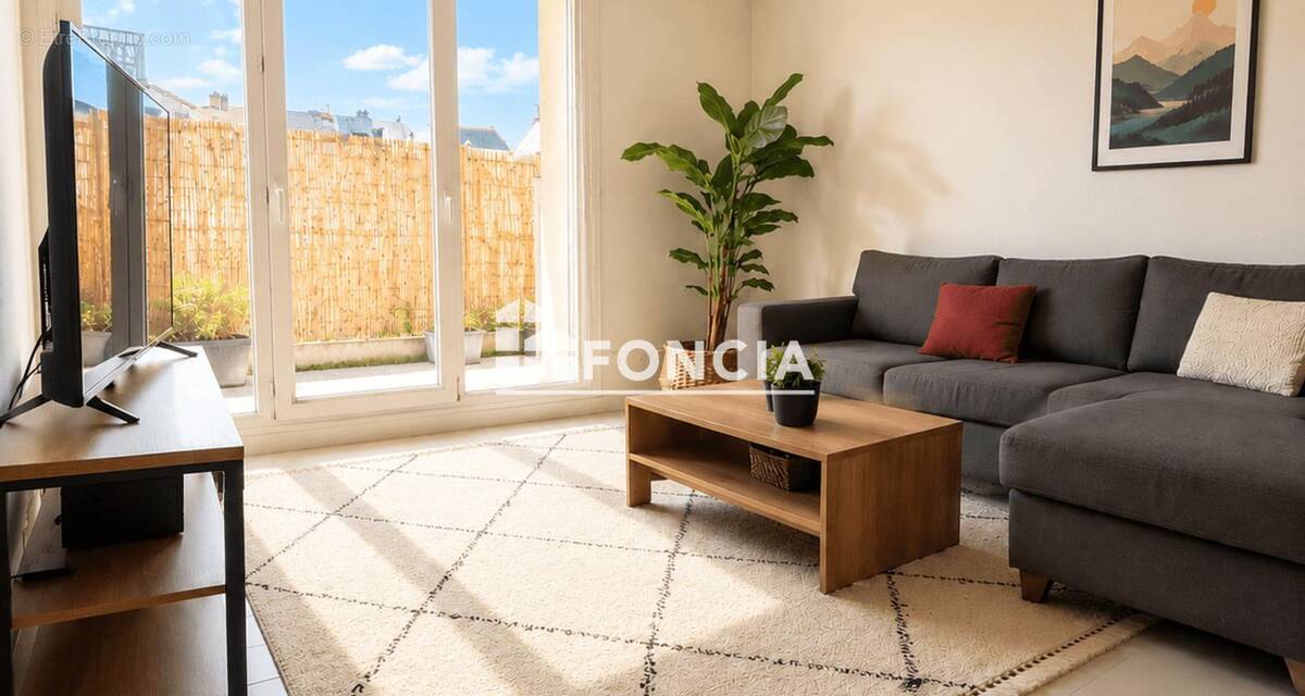 Appartement à MARSEILLE-5E
