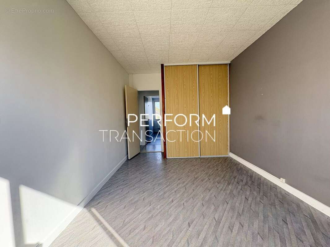 Appartement à SEYSSINET-PARISET