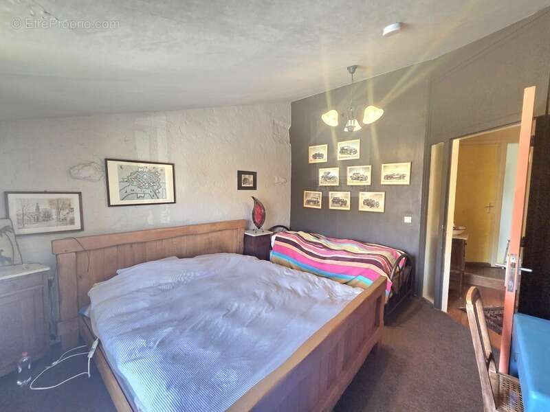 Maison de village à vendre en exclusivité 4 chambres, grange et jardin REVILLE AUX BOIS (55150) - photo 9