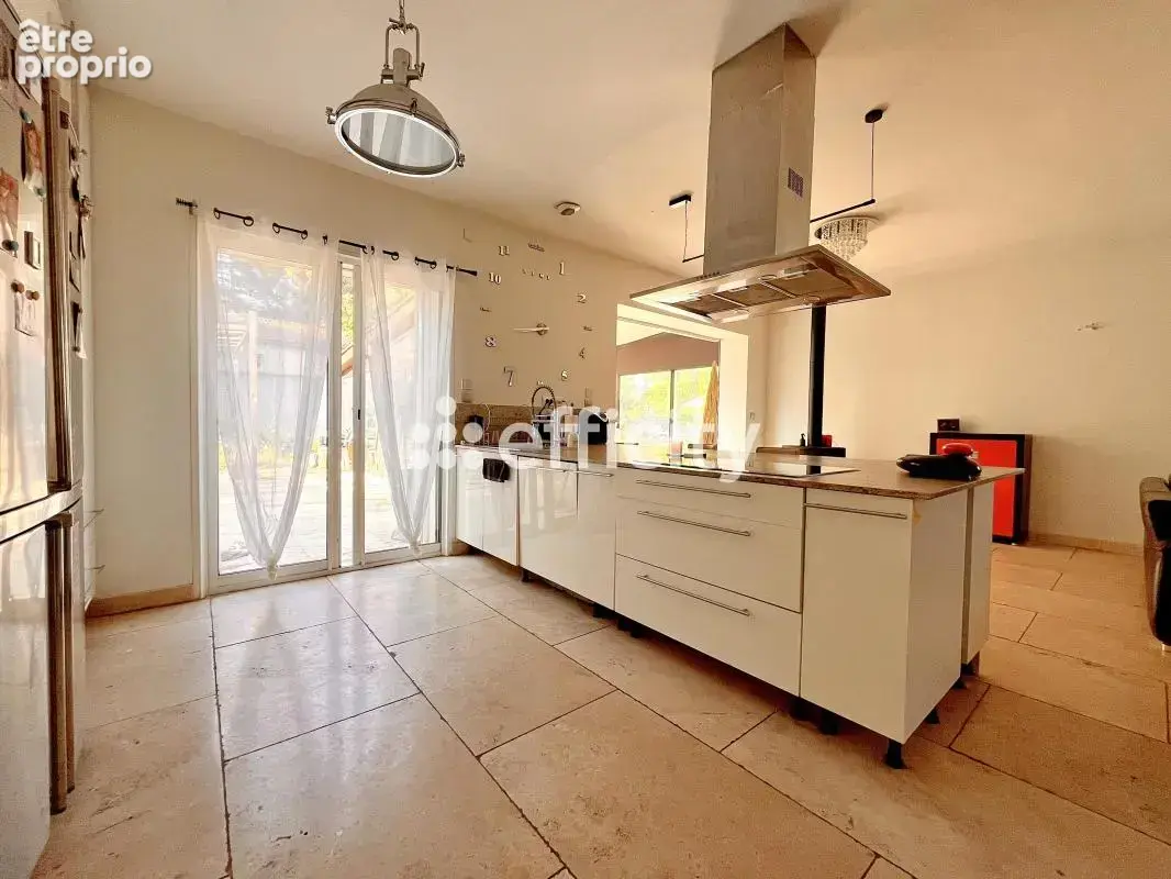 Maison 7 pièces 305 m² à vendre à Allauch (13190) - photo 8