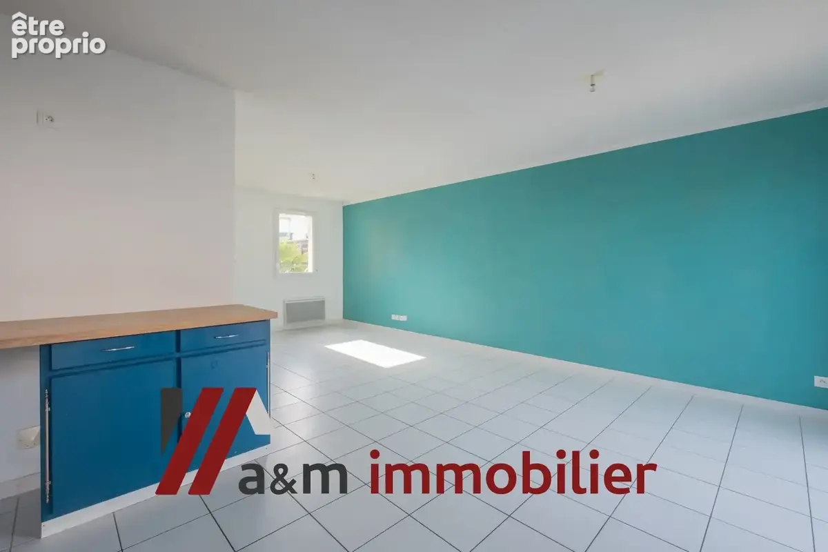 Pavillon mitoyen de type 4 avec garage et places de parking - Châteauneuf-les-Martigues - photo 6