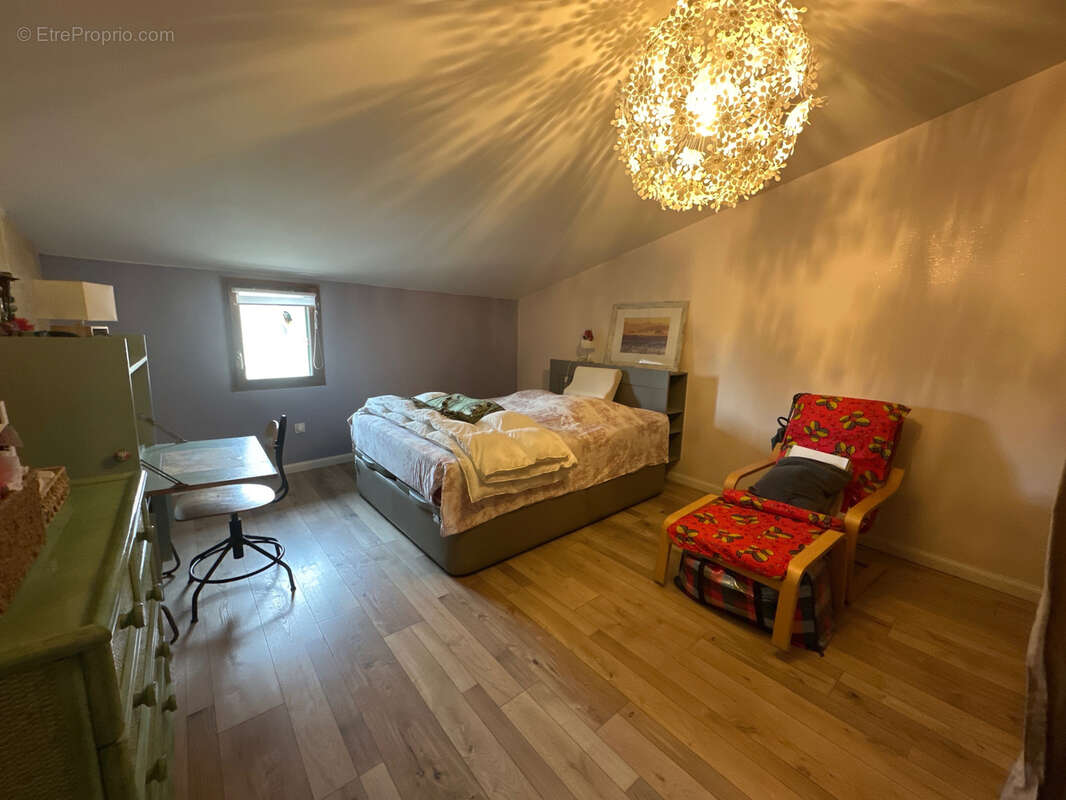 Appartement à SAINT-LAURENT-D&#039;AIGOUZE