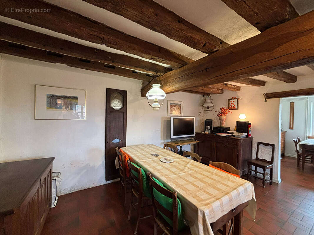 Maison à CHATEAUNEUF-EN-THYMERAIS