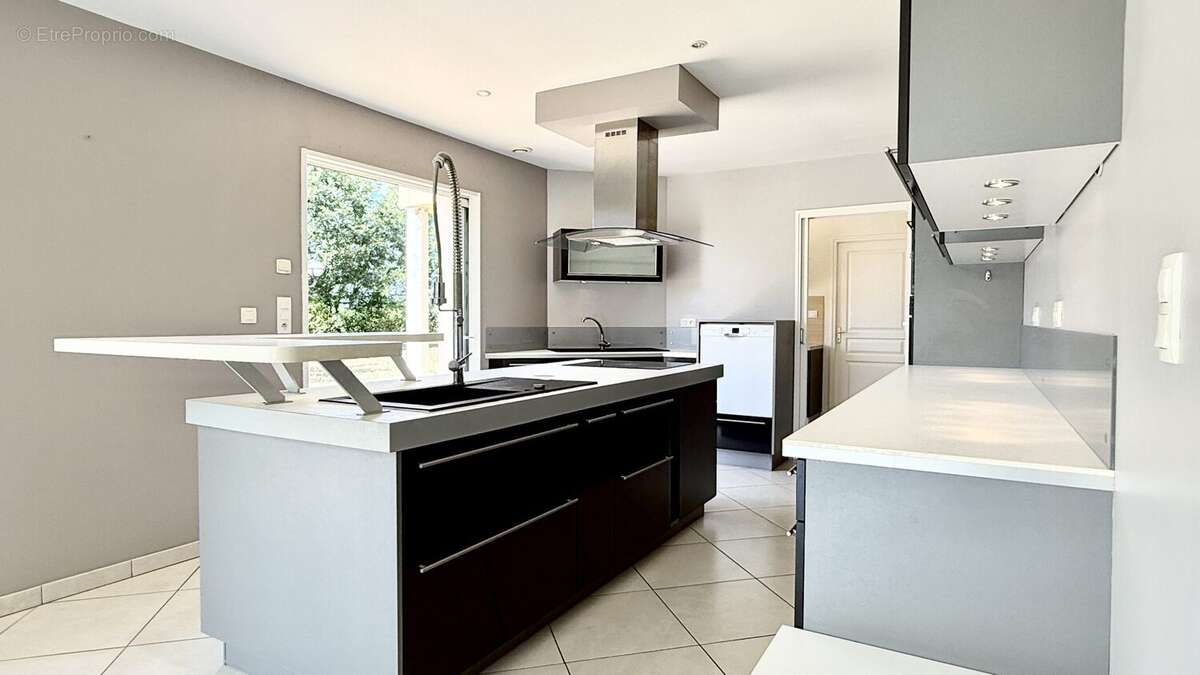 Maison 244 m² à Beaufay  - photo 9