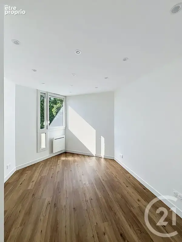 Appartement 4 pièces 83 m² à vendre à Savigny-Le-Temple (77176) - photo 11