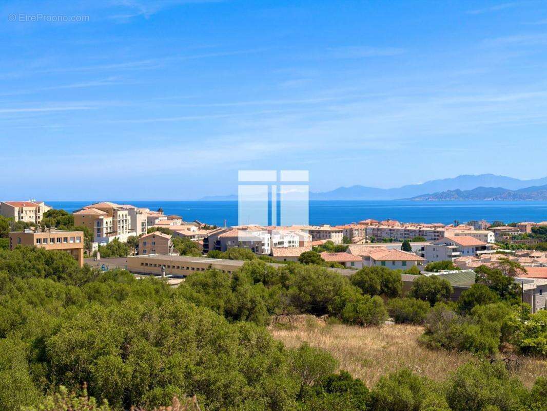 T2 avec grande terrasse vue mer - photo 12