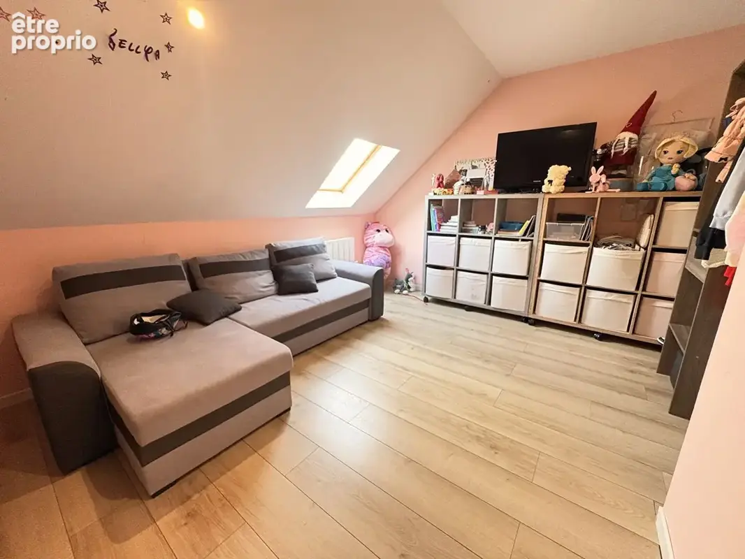 Maison spacieuse 8 pièces à vendre à Méru - Rare sur le marché - photo 10