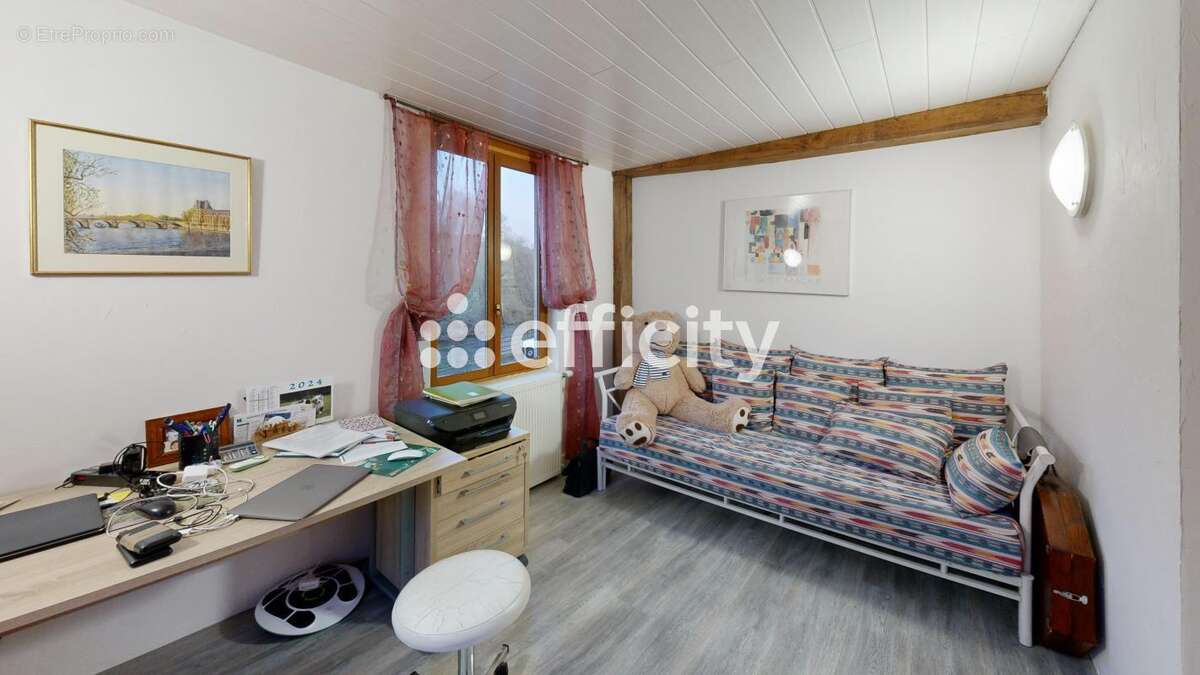 Maison à CONDAT-SUR-VEZERE