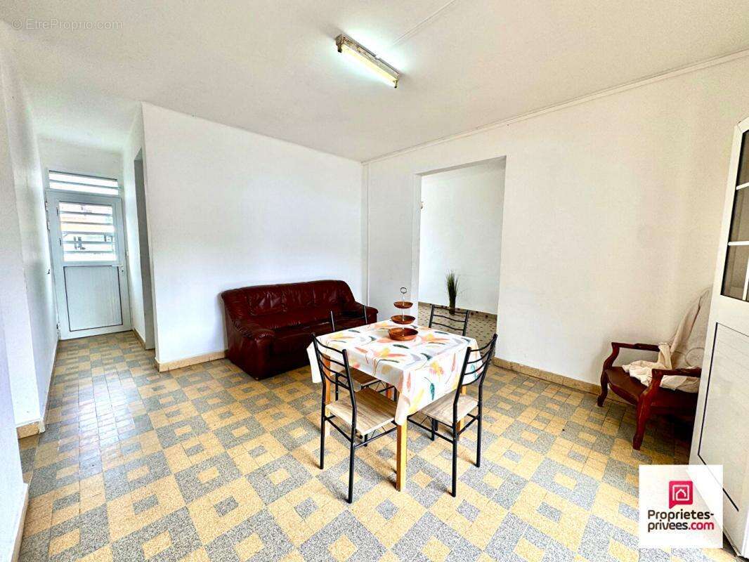 NOUVEAUTÉ - EXCLUSIVITÉ - Maison F8 Spacieuse et Lumineuse - 134 m2- Fort-de-France - photo 3