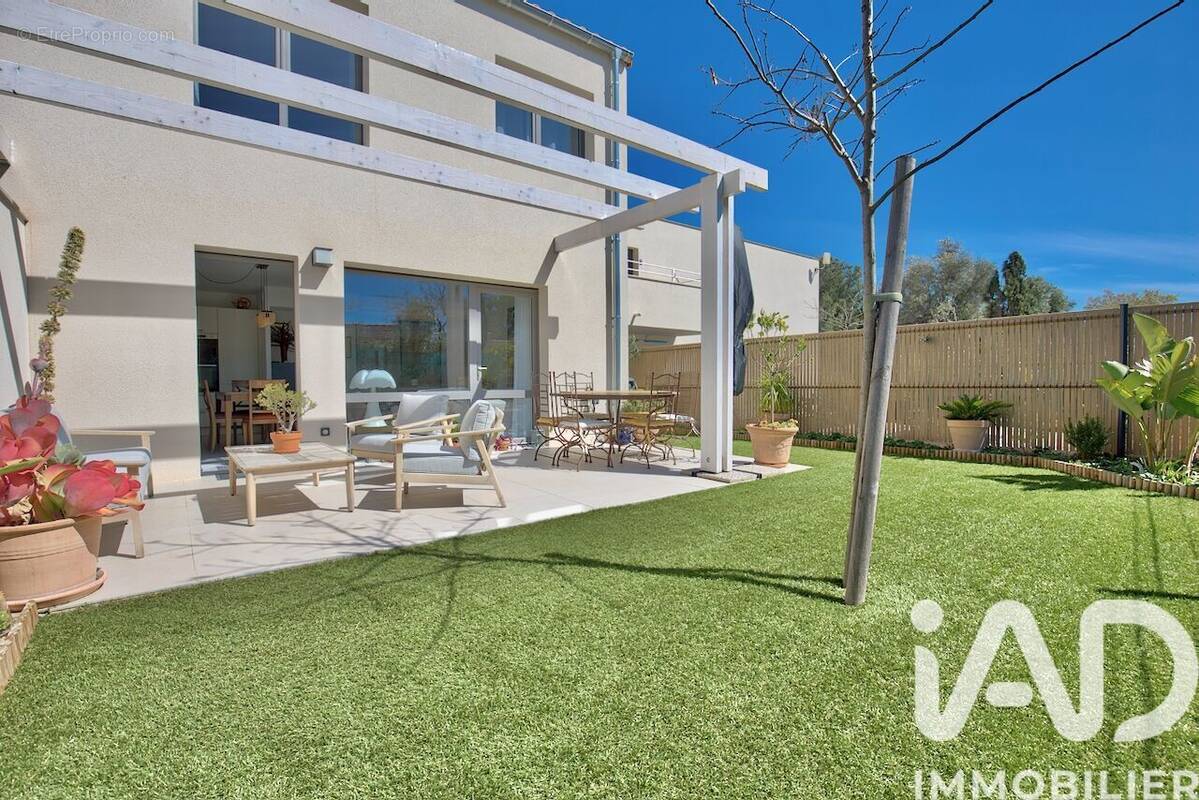 Photo 1 - Maison à LA CIOTAT