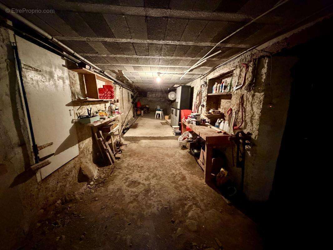 Maison à SAINT-GEOIRE-EN-VALDAINE