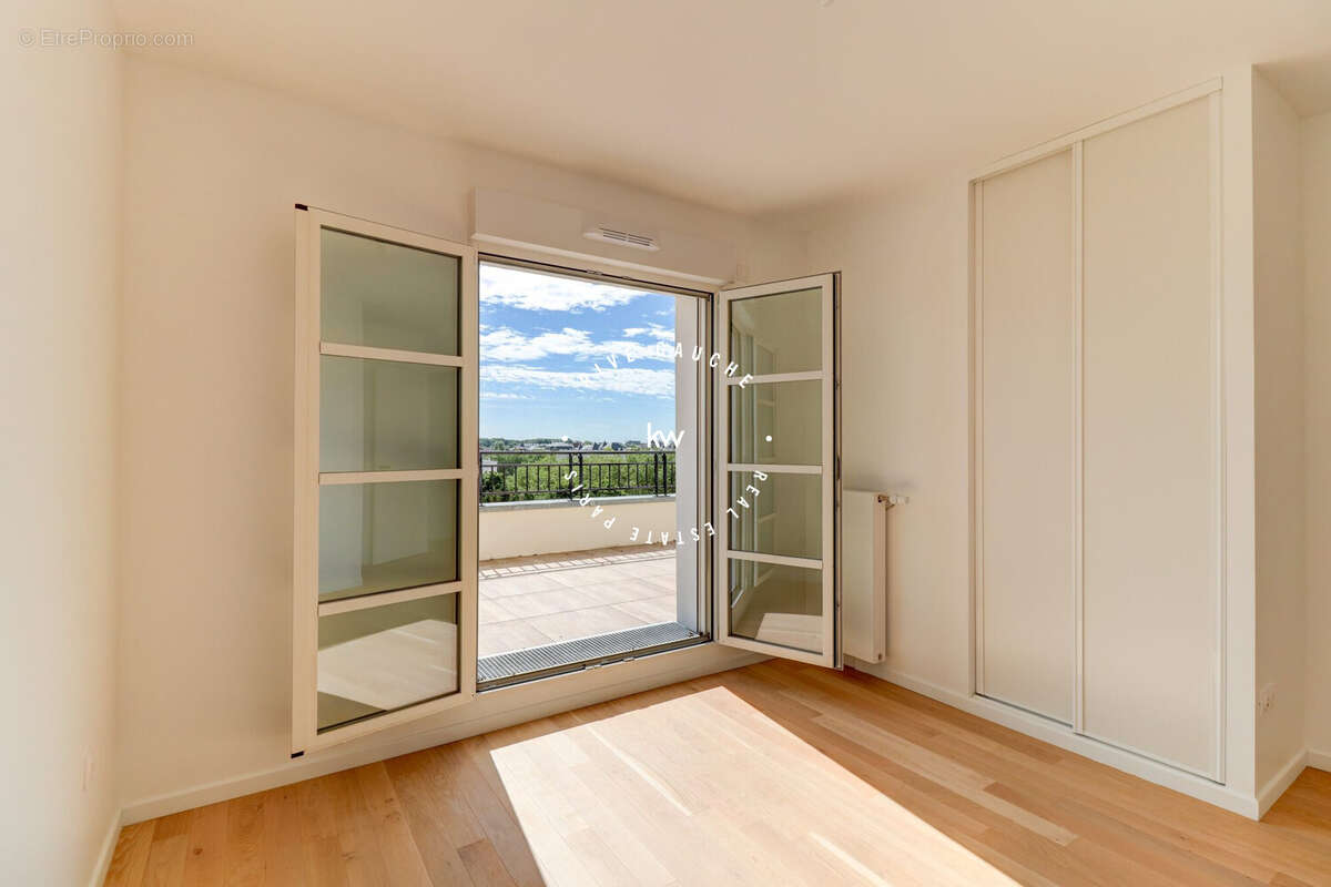 Appartement 103 m² à Le Plessis-Robinson  - photo 8