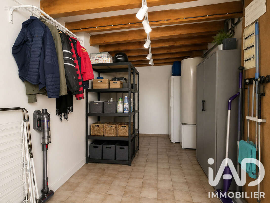Maison 286 m² à Chinon  - photo 5