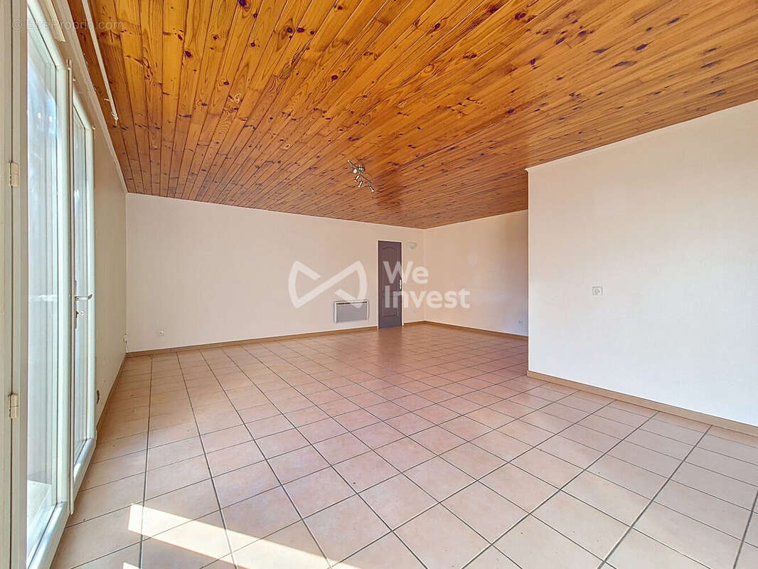 Maison à PRADES-SALARS