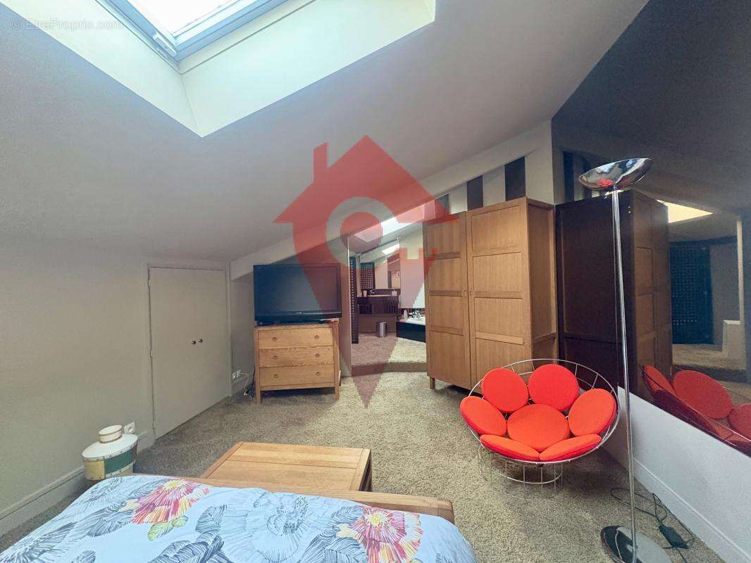Orgeval : une maison d'architecte d'exception au coeur du vil - photo 16
