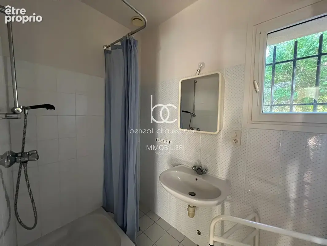 SARZEAU GOLFE - Maison familiale à vendre à BRILLAC  5 chambres et combles aménagés - photo 9