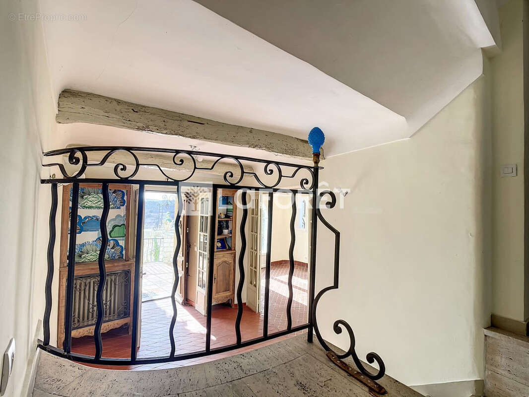 Maison à ROQUEVAIRE