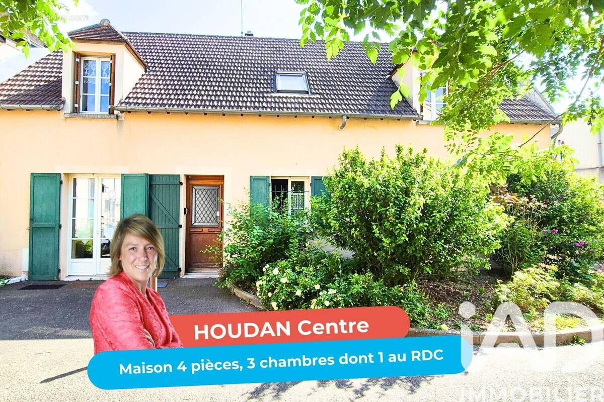 Photo 1 - Maison à HOUDAN