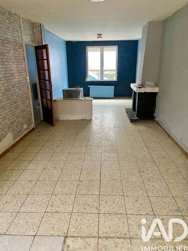 Photo 1 - Maison à SAINT-QUENTIN