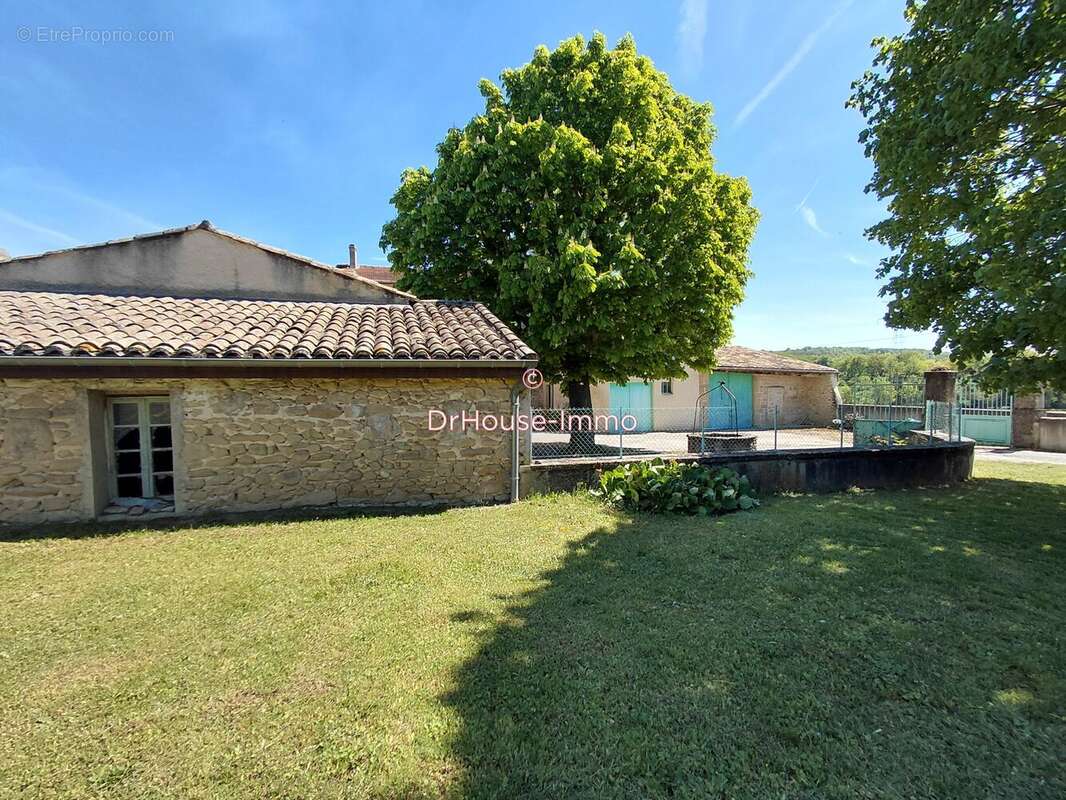 Maison 128 m² à Upie  - photo 2