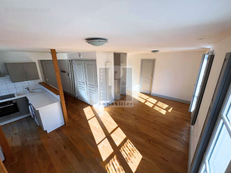 Appartement à MORET-SUR-LOING