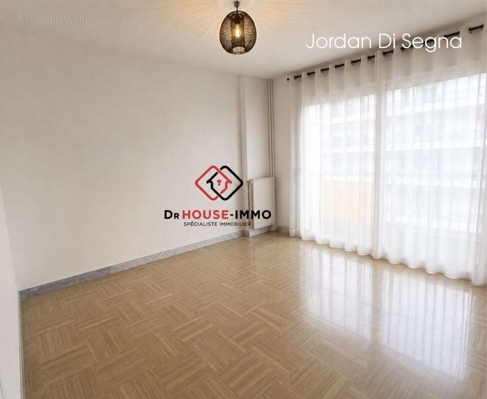Appartement 69 m² à Toulon  - photo 24