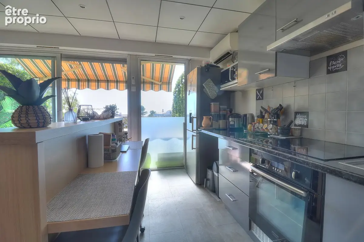 Charmant 2 pièces dans résidence avec piscine - photo 12