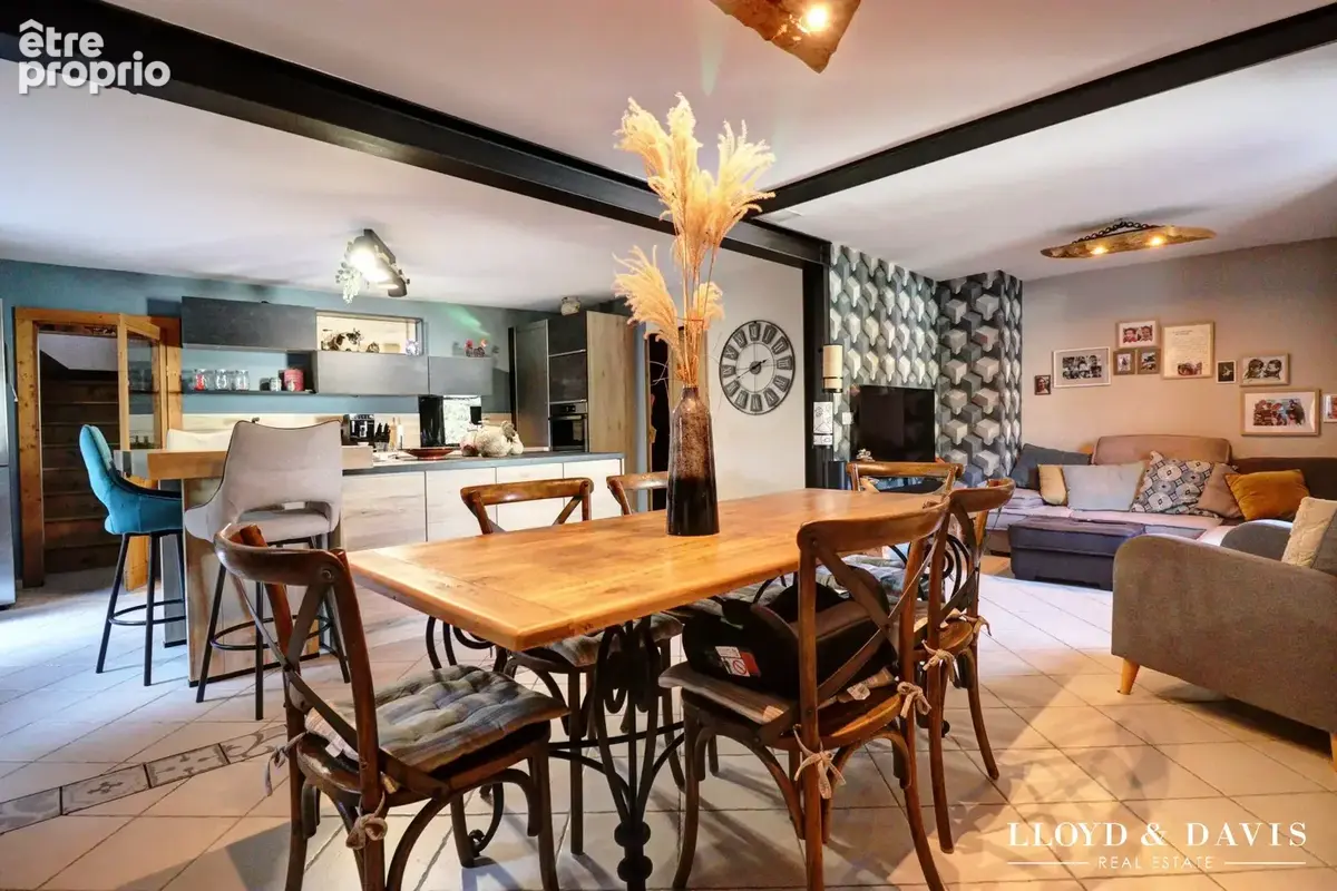 Maison 7 pièces 130 m² à vendre à Challes-Les-Eaux (73190) - photo 4