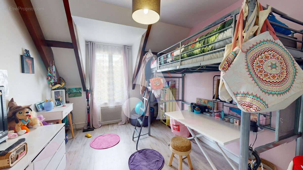 Maison à JANVILLE-SUR-JUINE