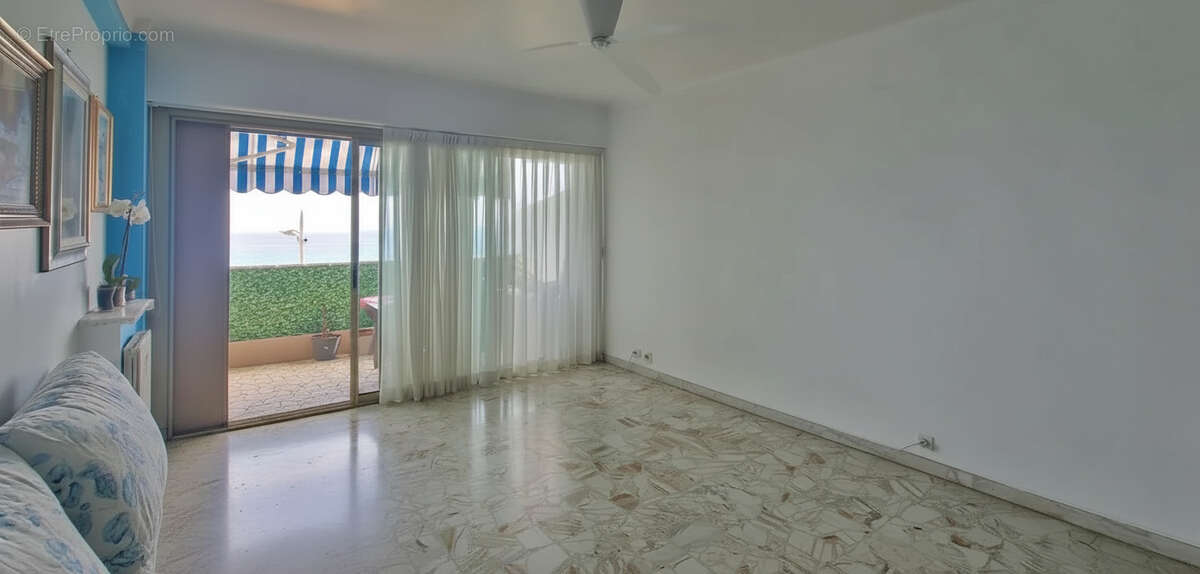Appartement à MENTON
