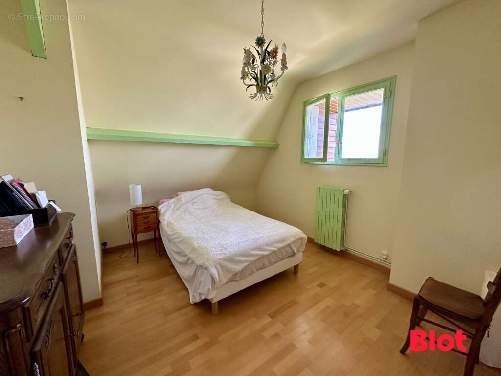 Maison 147 m² à Montfort-Sur-Meu  - photo 8