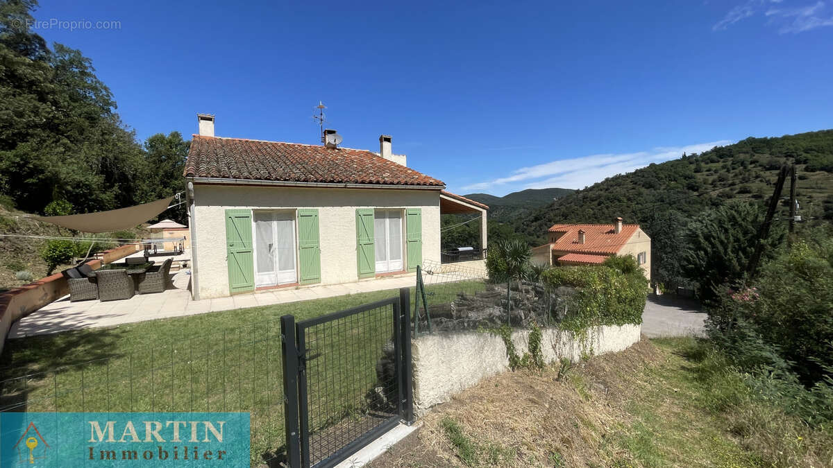 Maison à REYNES