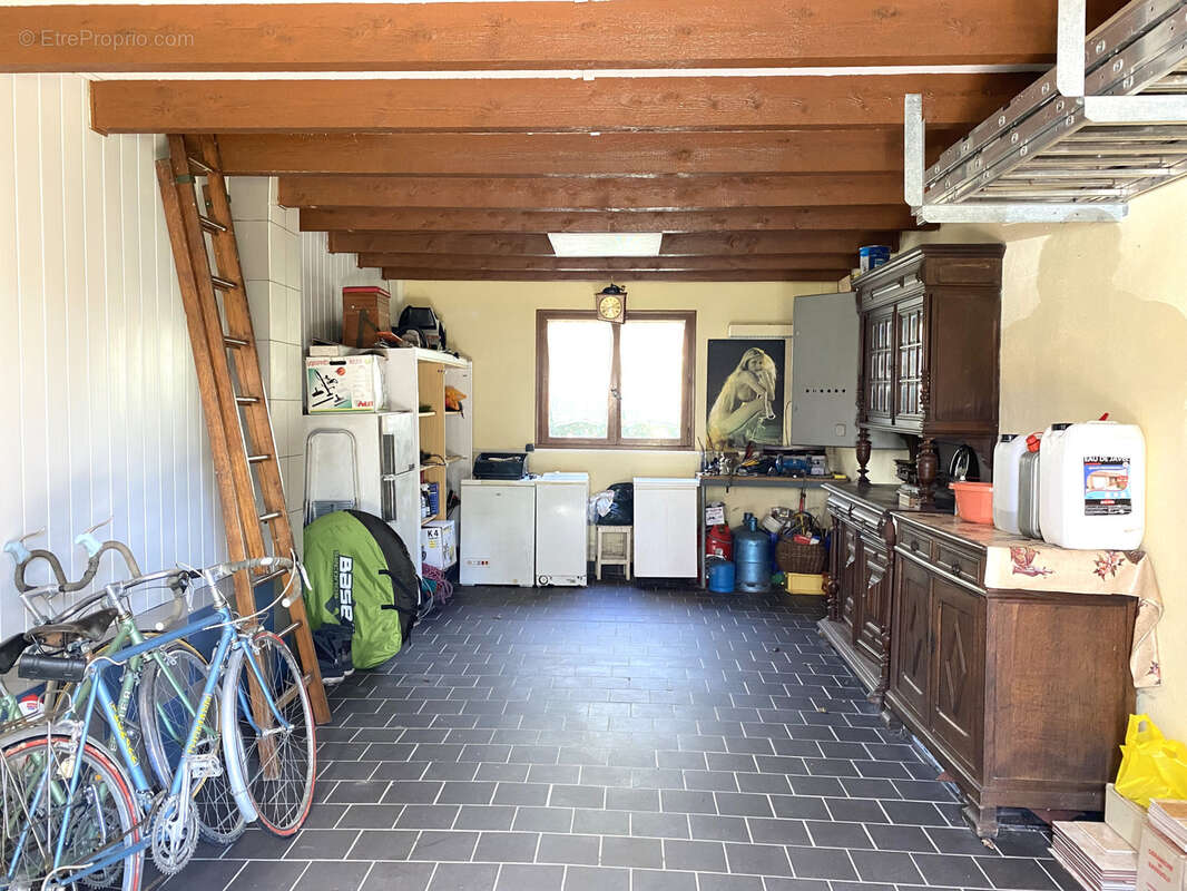 Maison à BAZOCHES-SUR-LE-BETZ