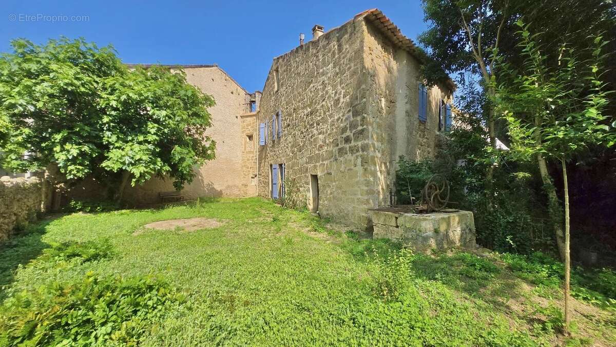 Maison à ESPONDEILHAN