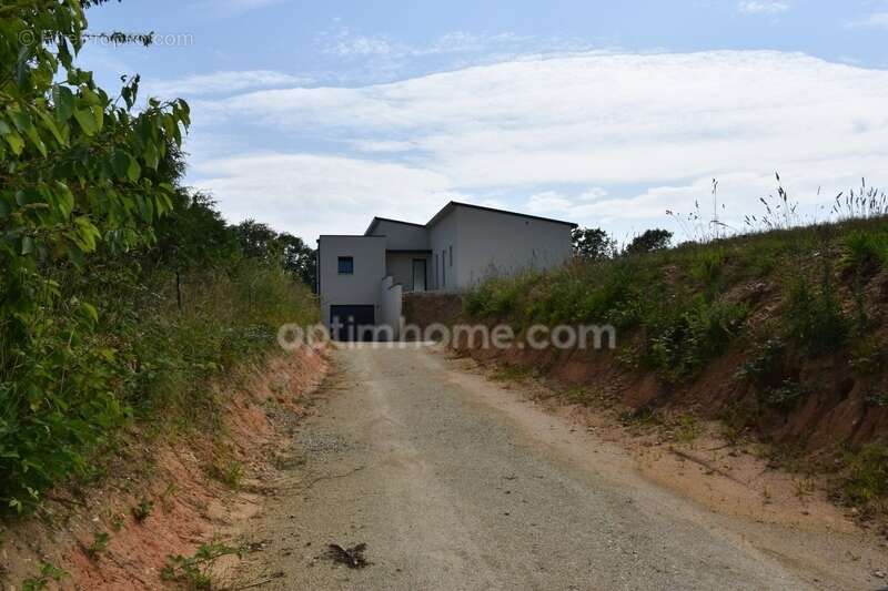 Maison à SAINT-MARCEL