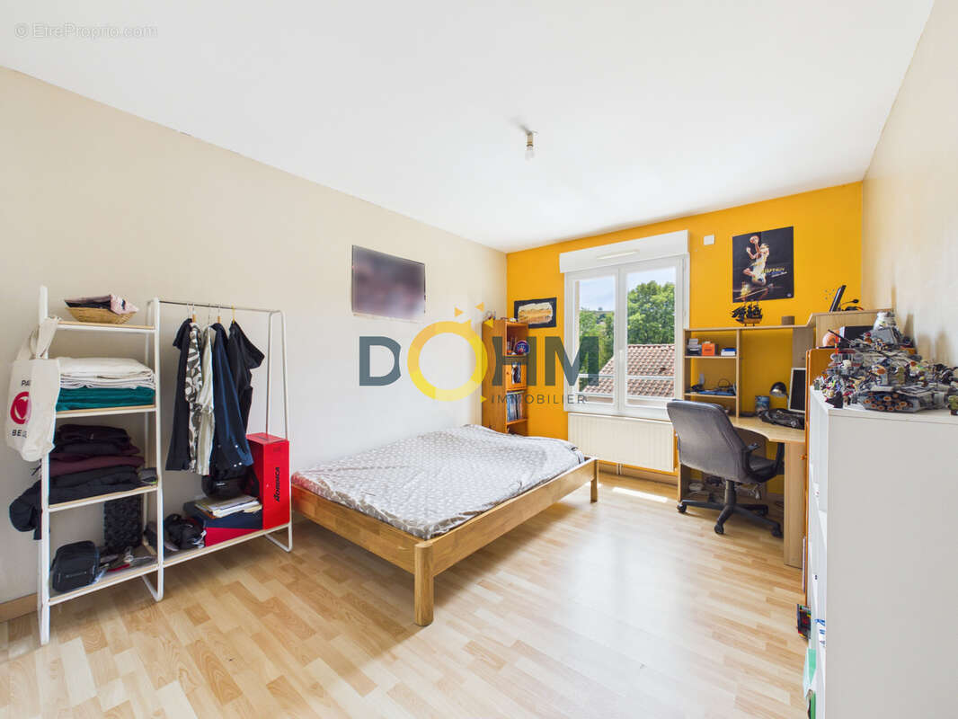 Maison T5 de 130 m2 à Vals près le Puy - photo 14