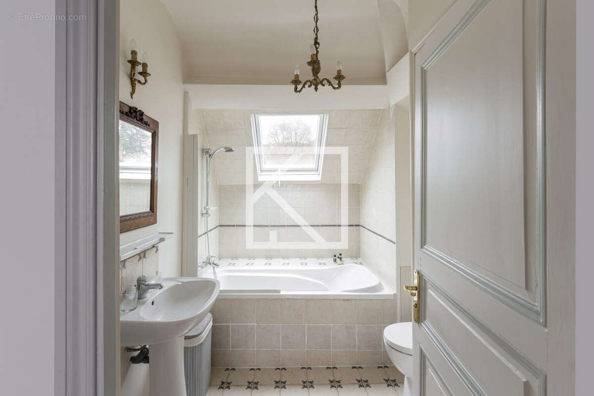 Autre à SAINT-PIERRE-DES-LANDES