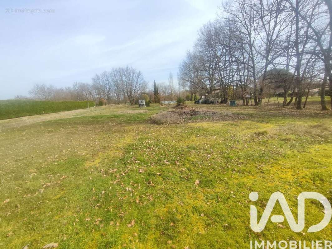 Photo 5 - Terrain à SAINT-ETIENNE-DE-TULMONT