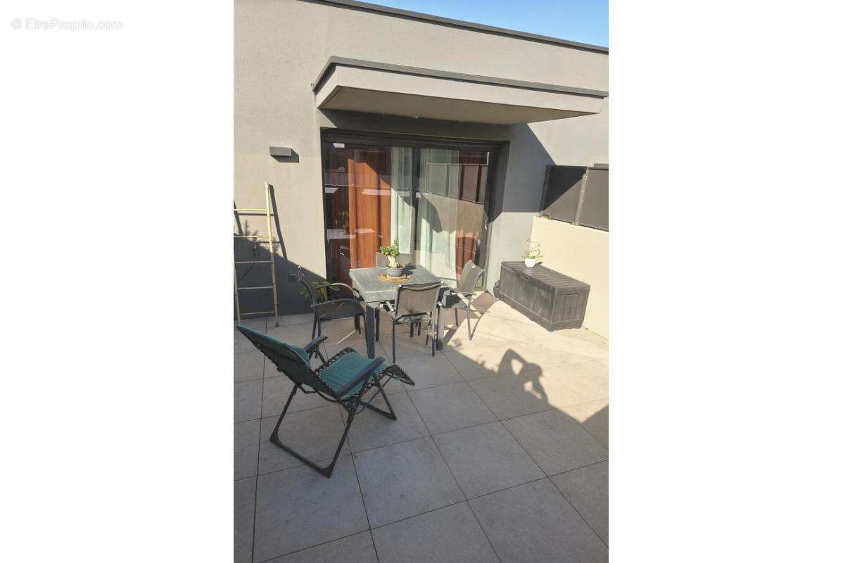 Appartement à CASTELNAU-LE-LEZ