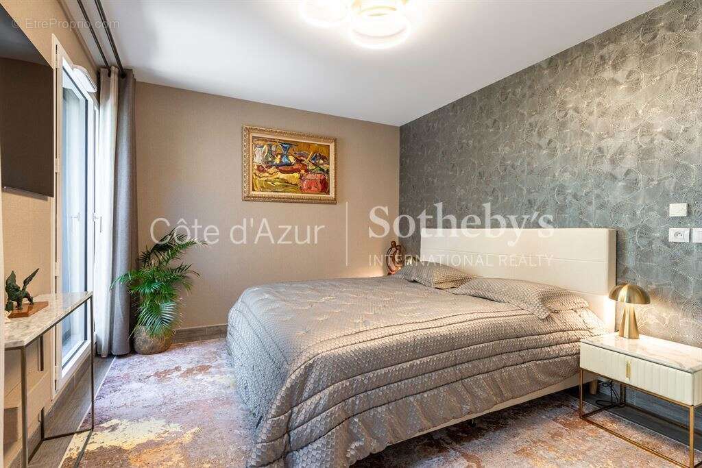 Appartement à EZE
