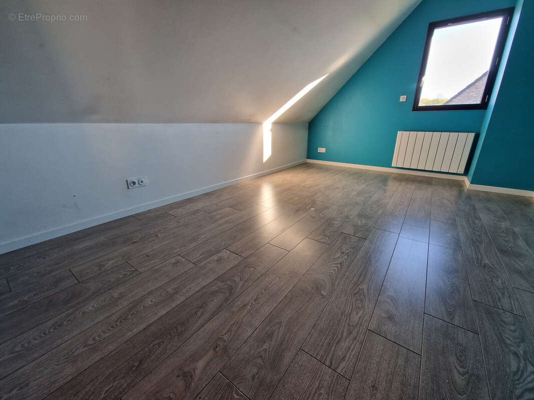 Maison à GUIGNEMICOURT