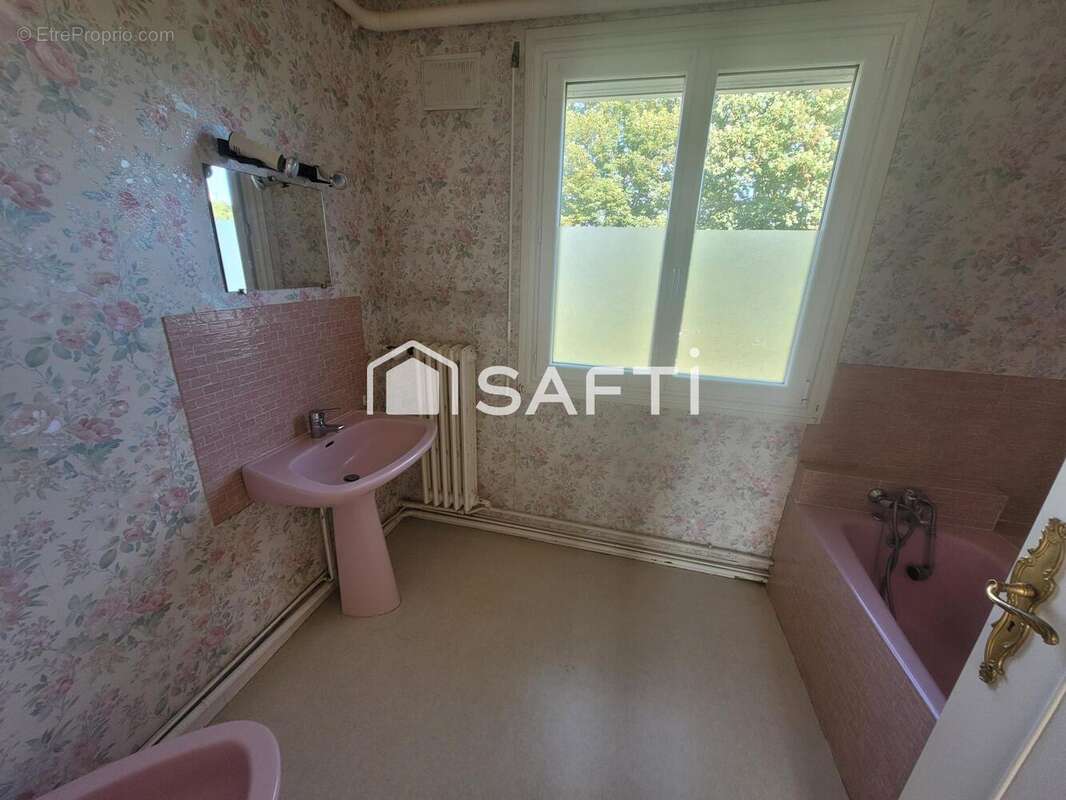 Photo 9 - Maison à DESCARTES