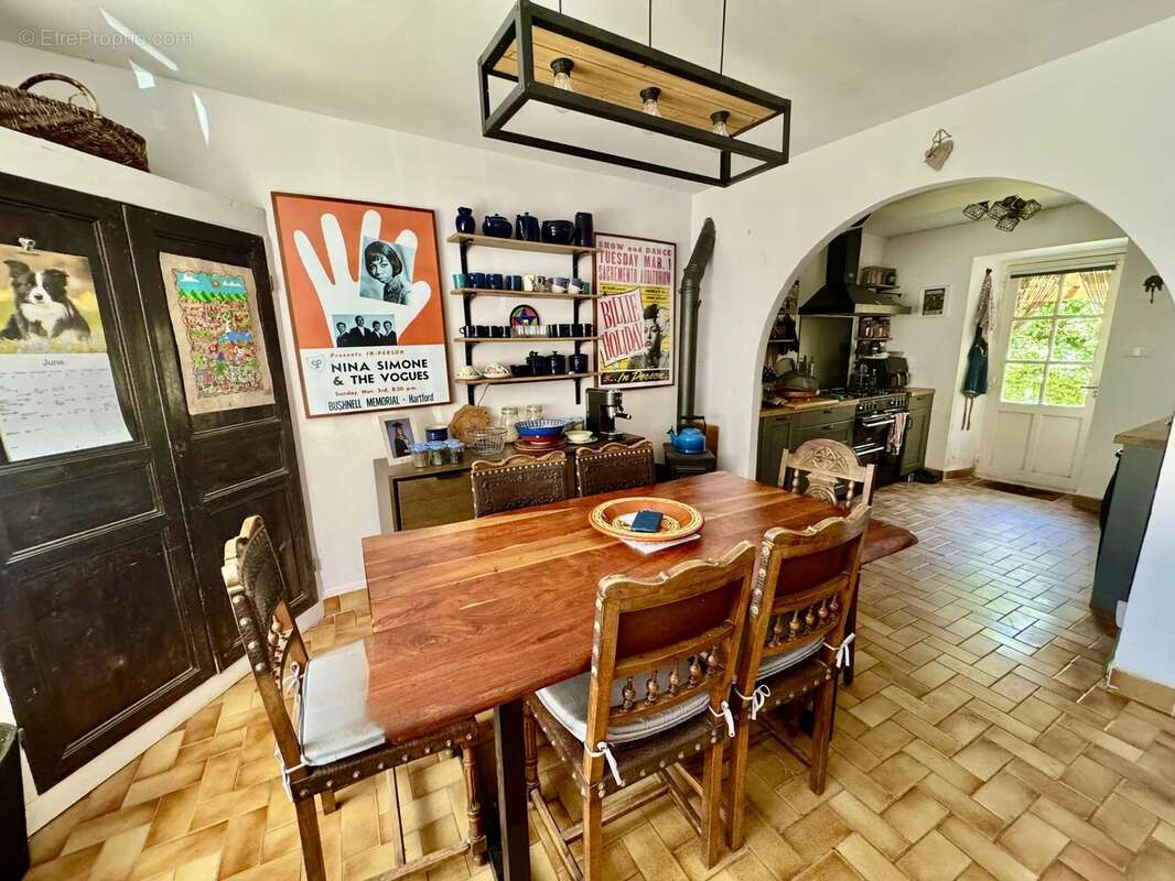 Maison de village avec jardin et grange - photo 6
