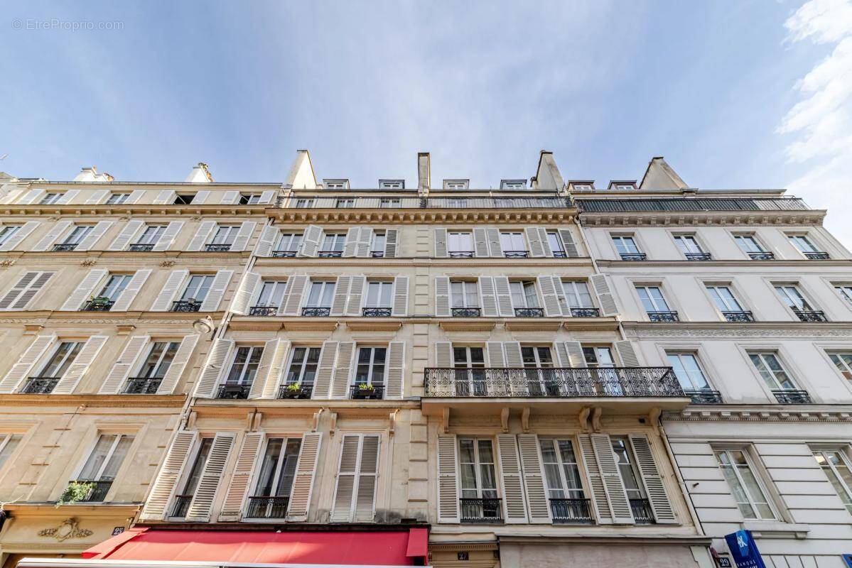 Appartement à PARIS-9E