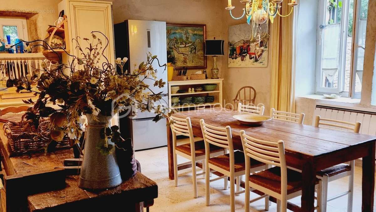 Maison à VERS-PONT-DU-GARD