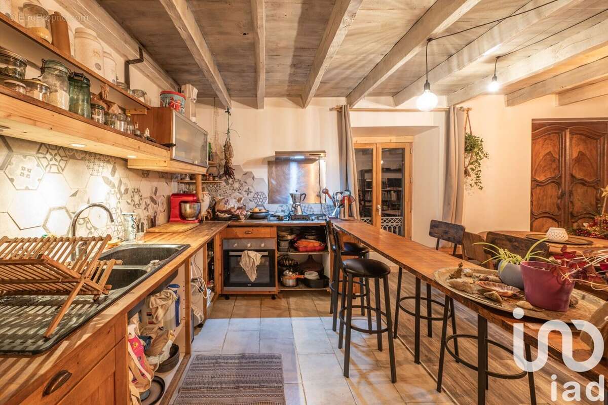 Maison 137 m² à La Garde  - photo 4
