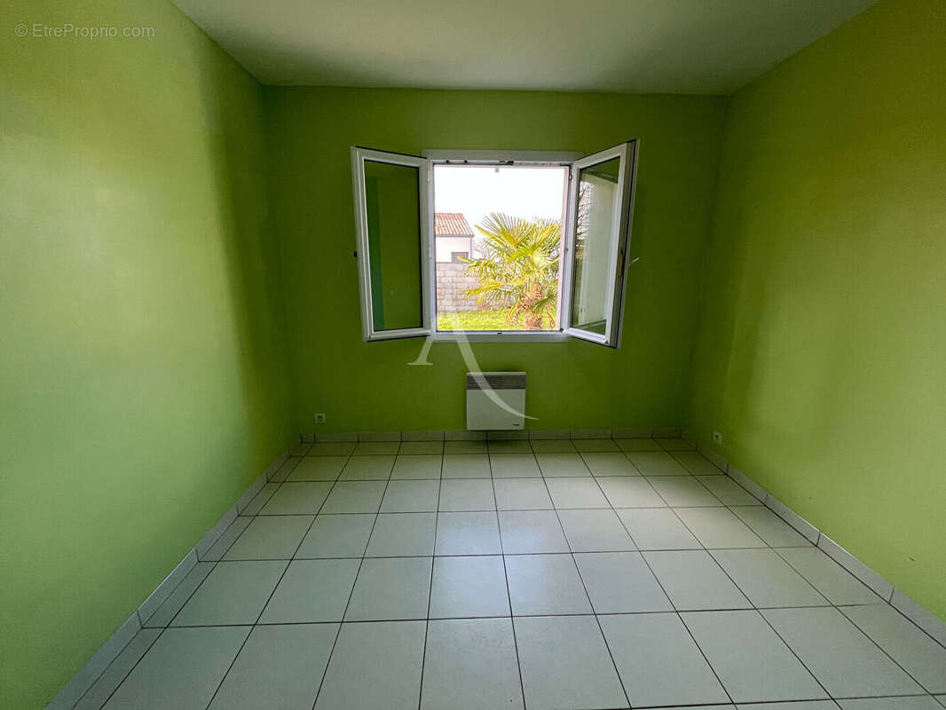 Maison à GROSBREUIL