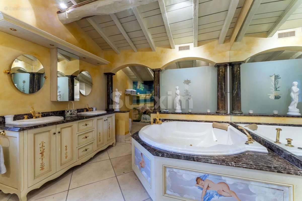 Maison à VILLEFRANCHE-SUR-SAONE