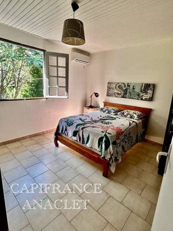 COUP DE CŒUR Magnifique Villa vue mer à vendre à LE ROBERT (972) - photo 7